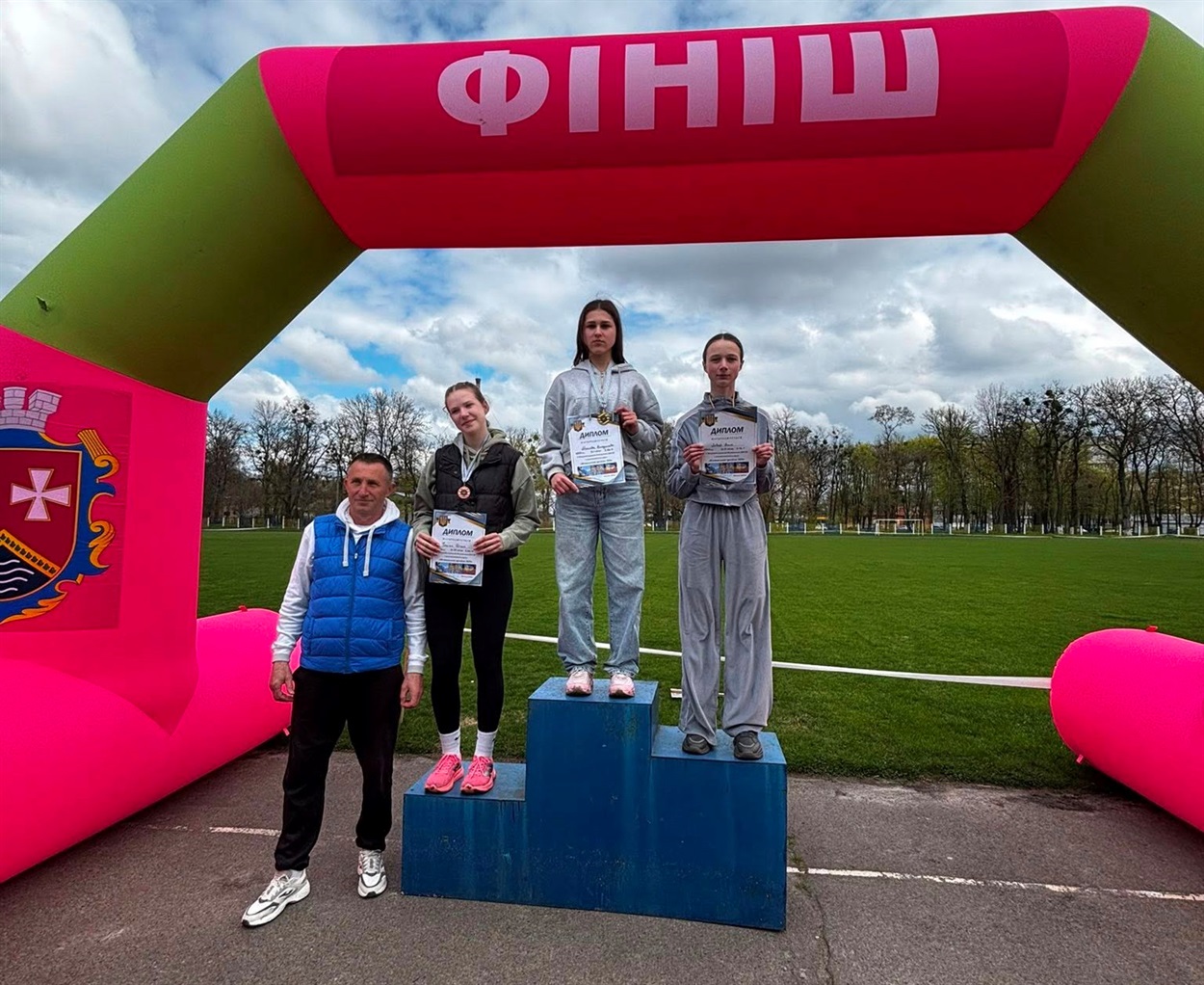 Переяславські легкоатлети здобули 14 медалей на змаганні з кросу «Яготинський пролісок»
