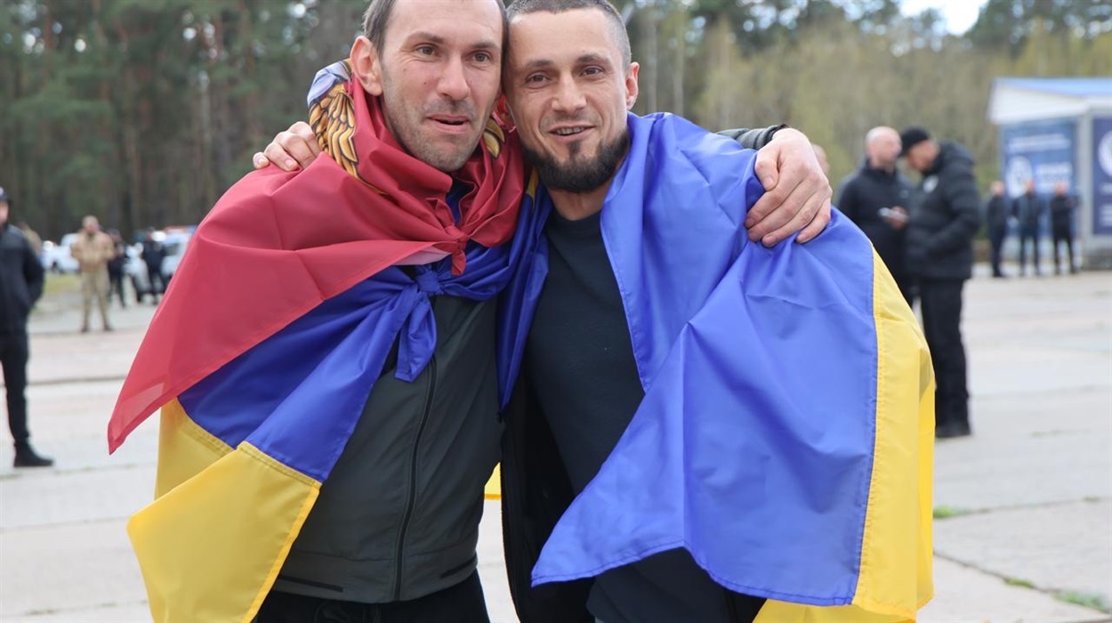 Україна повернула додому 193 Захисників: відбувся 73-й обмін полоненими з рф