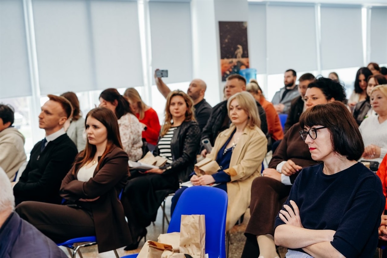 На публічний звіт підприємств компанії МХП в Мирному запросили представників усіх партнерських громад