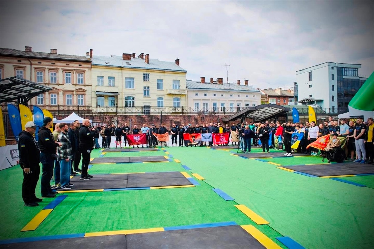 Шість медалей завоювали ветерани команди "Сильні Переяслава" на турнірі "Звитяга Нескорених"