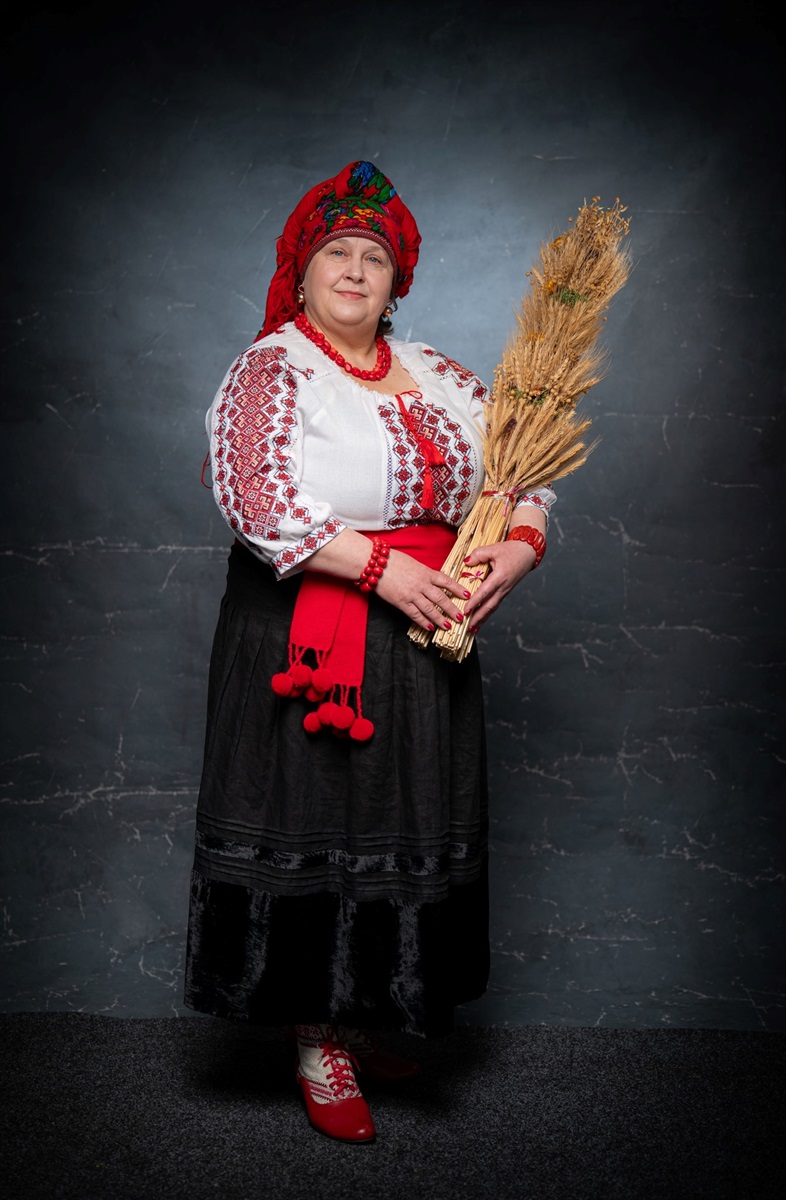 Як переяславки стали учасницями фотопроєкту «Горизонти надії» про жінок, які чекають і борються