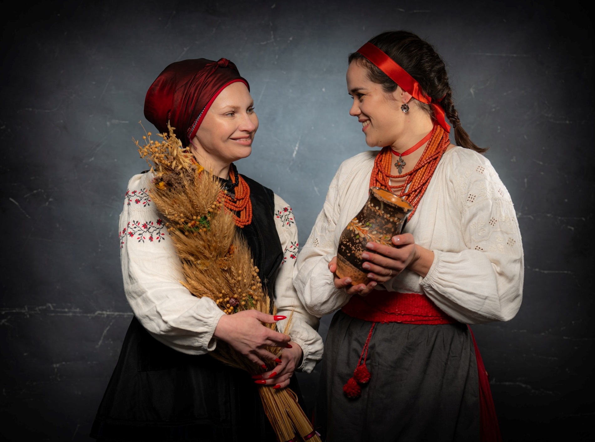 Як переяславки стали учасницями фотопроєкту «Горизонти надії» про жінок, які чекають і борються