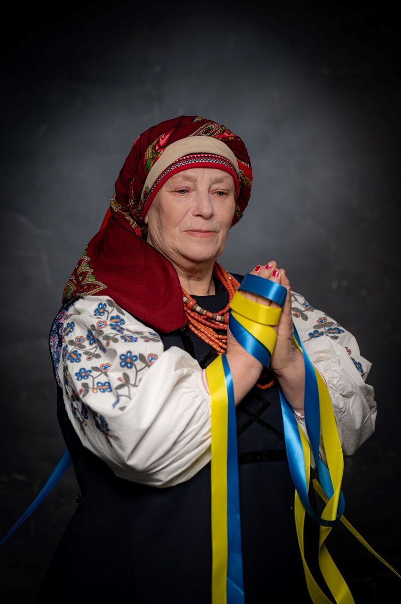 Як переяславки стали учасницями фотопроєкту «Горизонти надії» про жінок, які чекають і борються