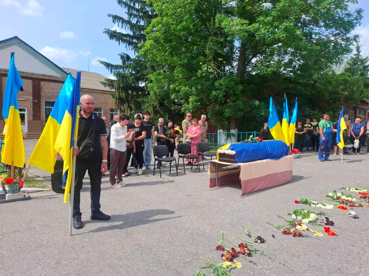 На Переяславщині попрощалися із Героєм Валентином Куликом, майже два роки вважався зниклим безвісти