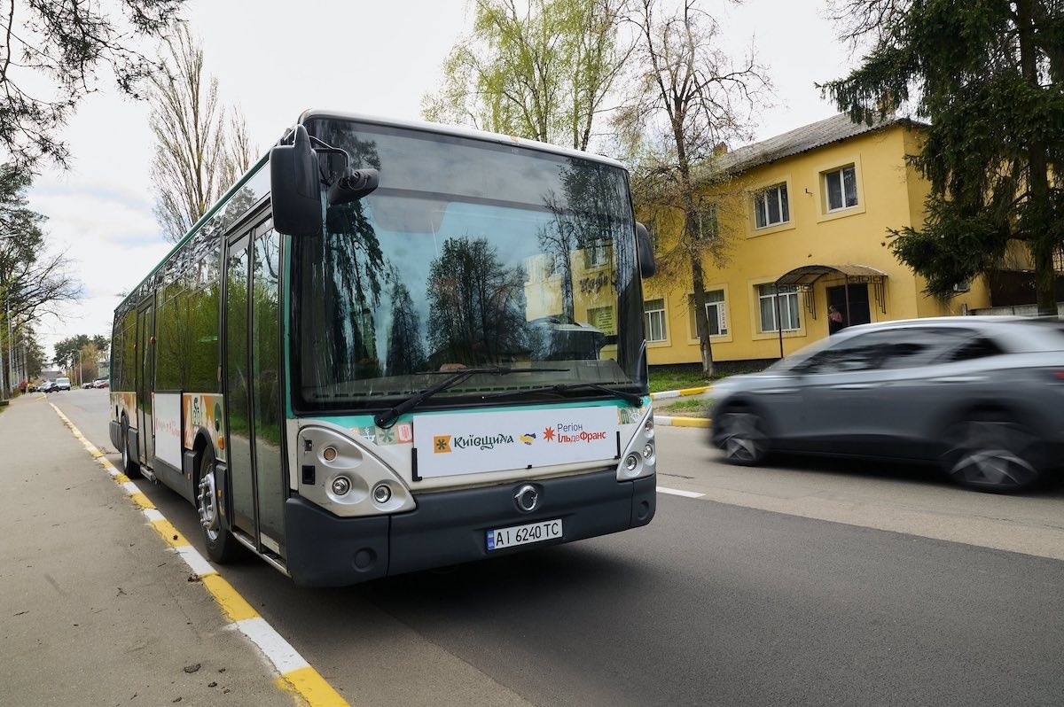 Автобус від французів для Бучанської громади. 