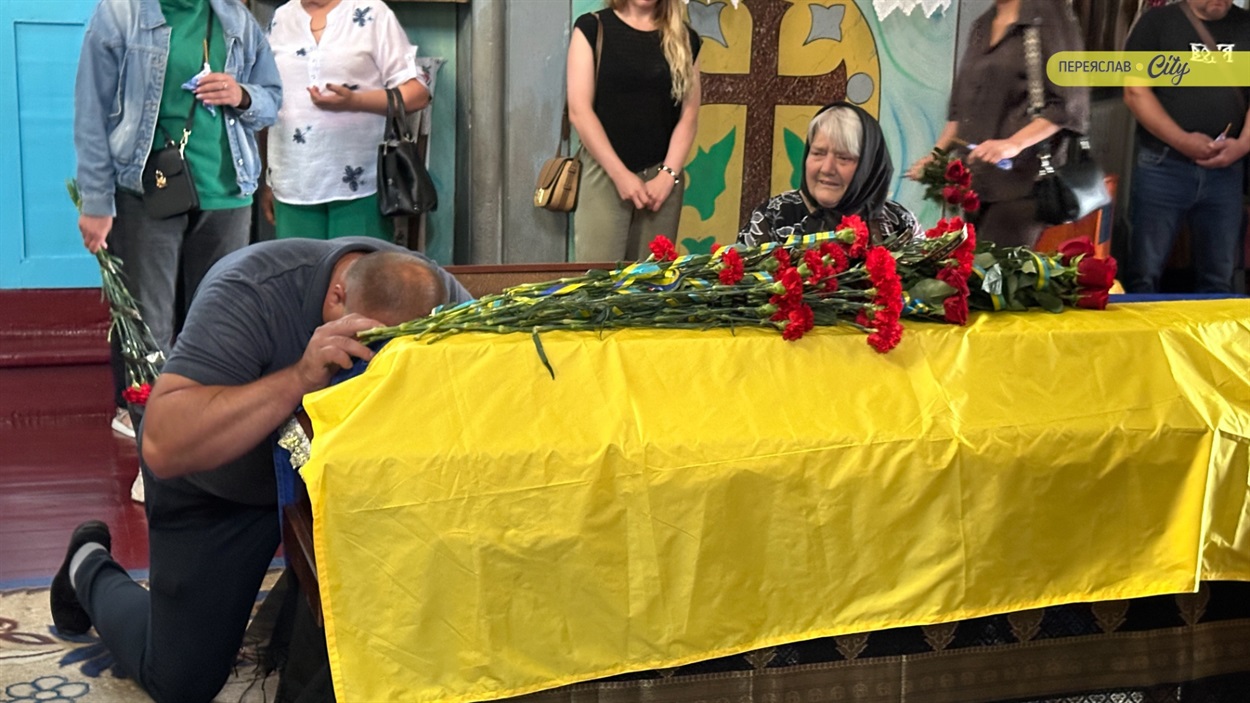 У Переяславі попрощалися зі стрільцем-снайпером 95 бригади Іваном Кобзєвим, який загинув на Курщині