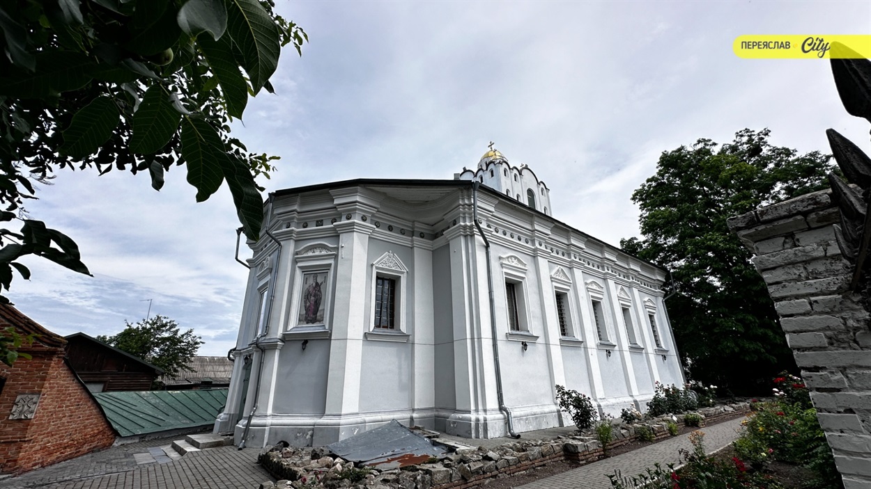 Михайлівська церква в Переяславі 