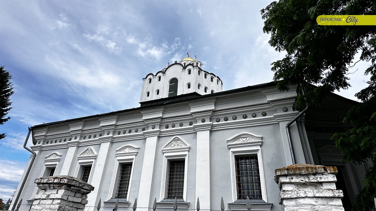Михайлівська церква в Переяславі 
