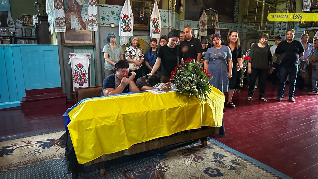Переяславщина попрощалася з Героєм Олександром Фесенком, він все життя вирощував хліб