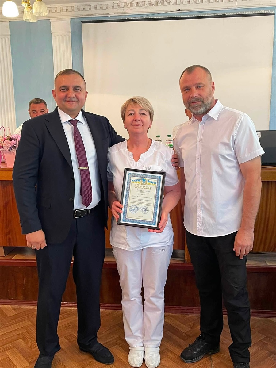 Медичних працівників Переяславщини привітали з професійним святом та відзначили грамотами і подяками