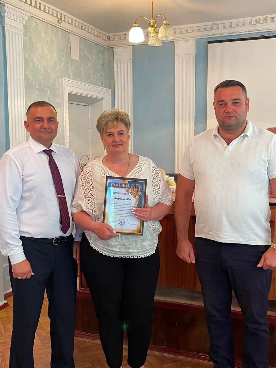 Медичних працівників Переяславщини привітали з професійним святом та відзначили грамотами і подяками