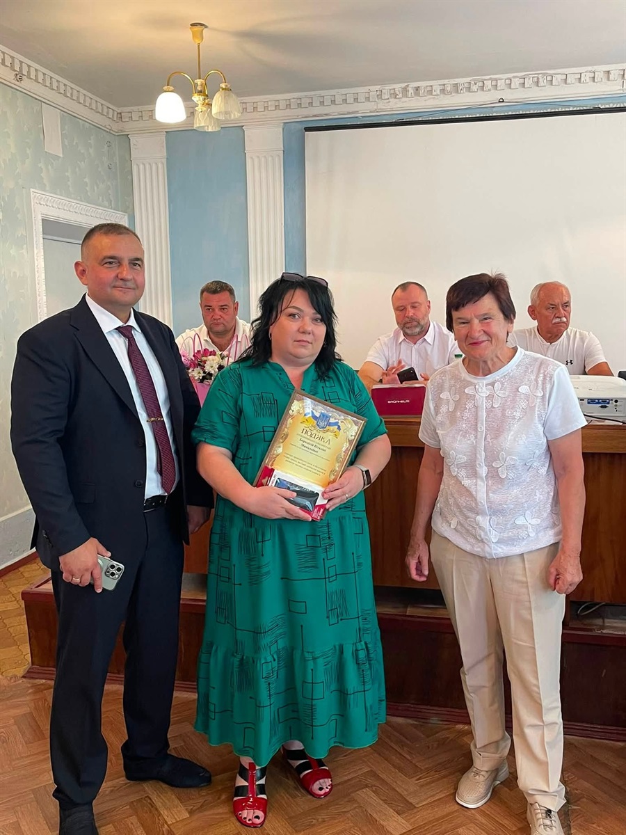 Медичних працівників Переяславщини привітали з професійним святом та відзначили грамотами і подяками