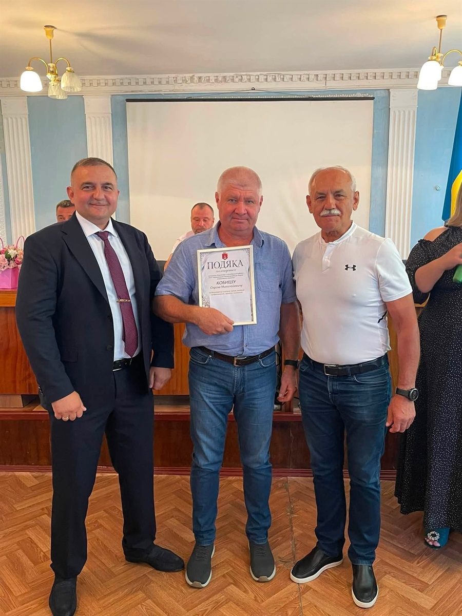 Медичних працівників Переяславщини привітали з професійним святом та відзначили грамотами і подяками