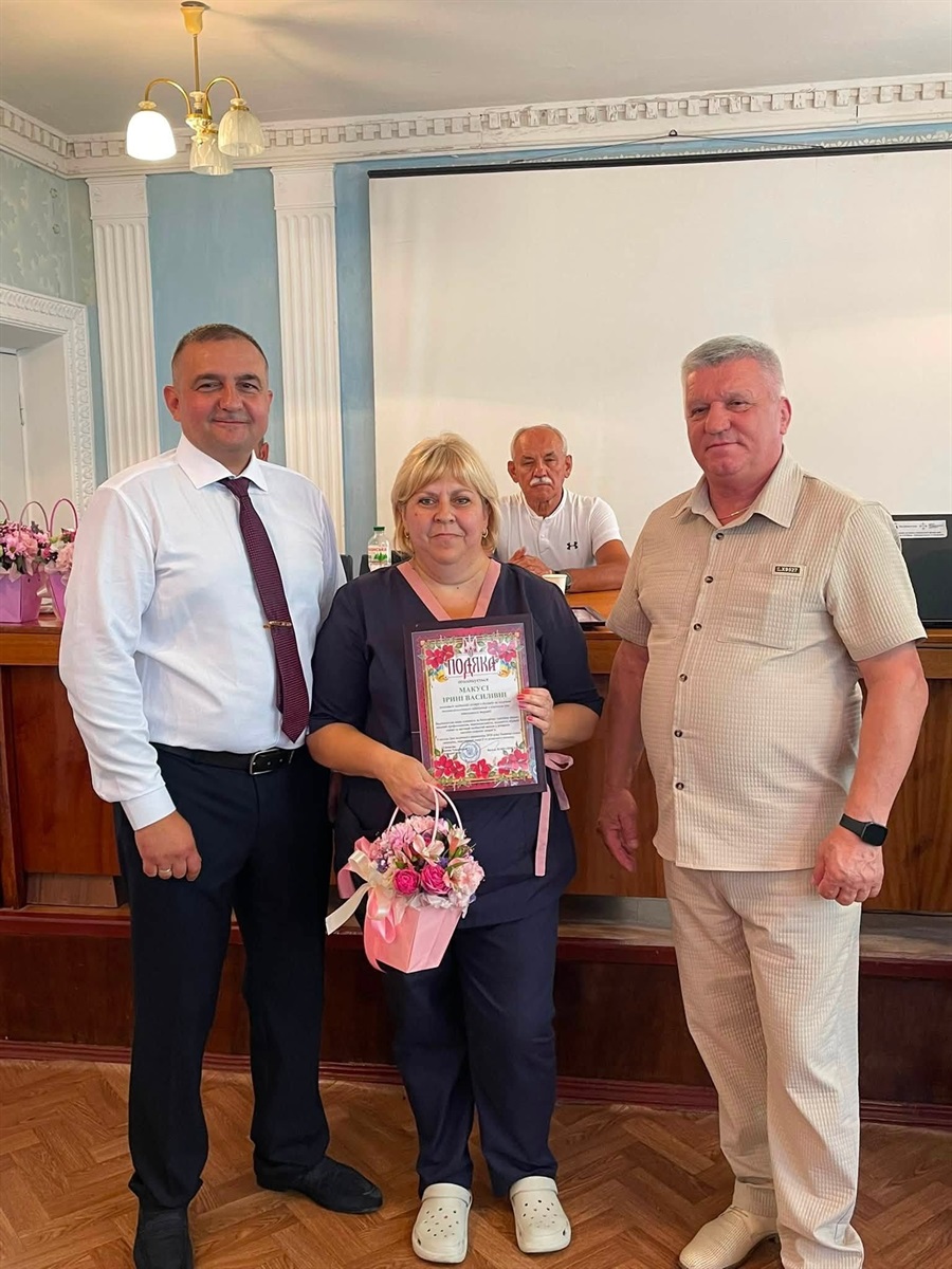 Медичних працівників Переяславщини привітали з професійним святом та відзначили грамотами і подяками