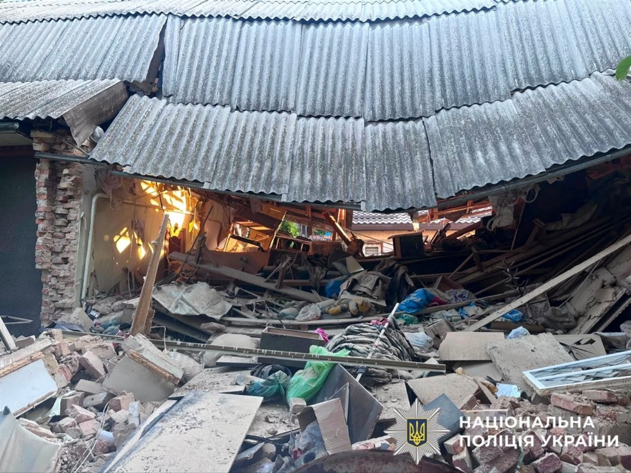 Ворожа атака на Київщину: у Броварському районі поранено пятеро людей, пошкоджено будинки