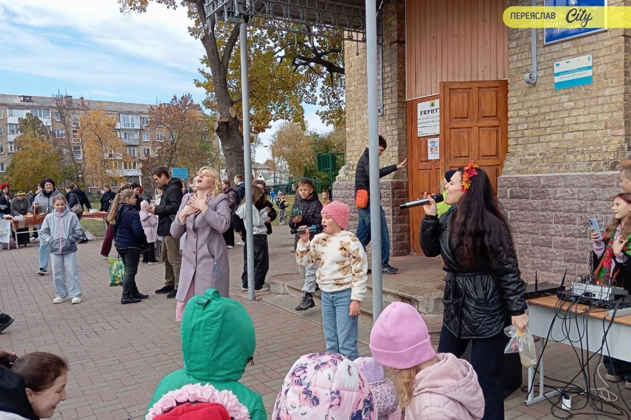 Майже 70 тисяч гривень на підтримку ЗСУ зібрали на ярмарку в Переяславській школі №1