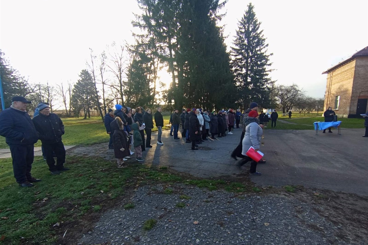 Ігора Хмельницького посмертно нагородили орденом "Хрест Героя" і відкрили меморіальну дошку