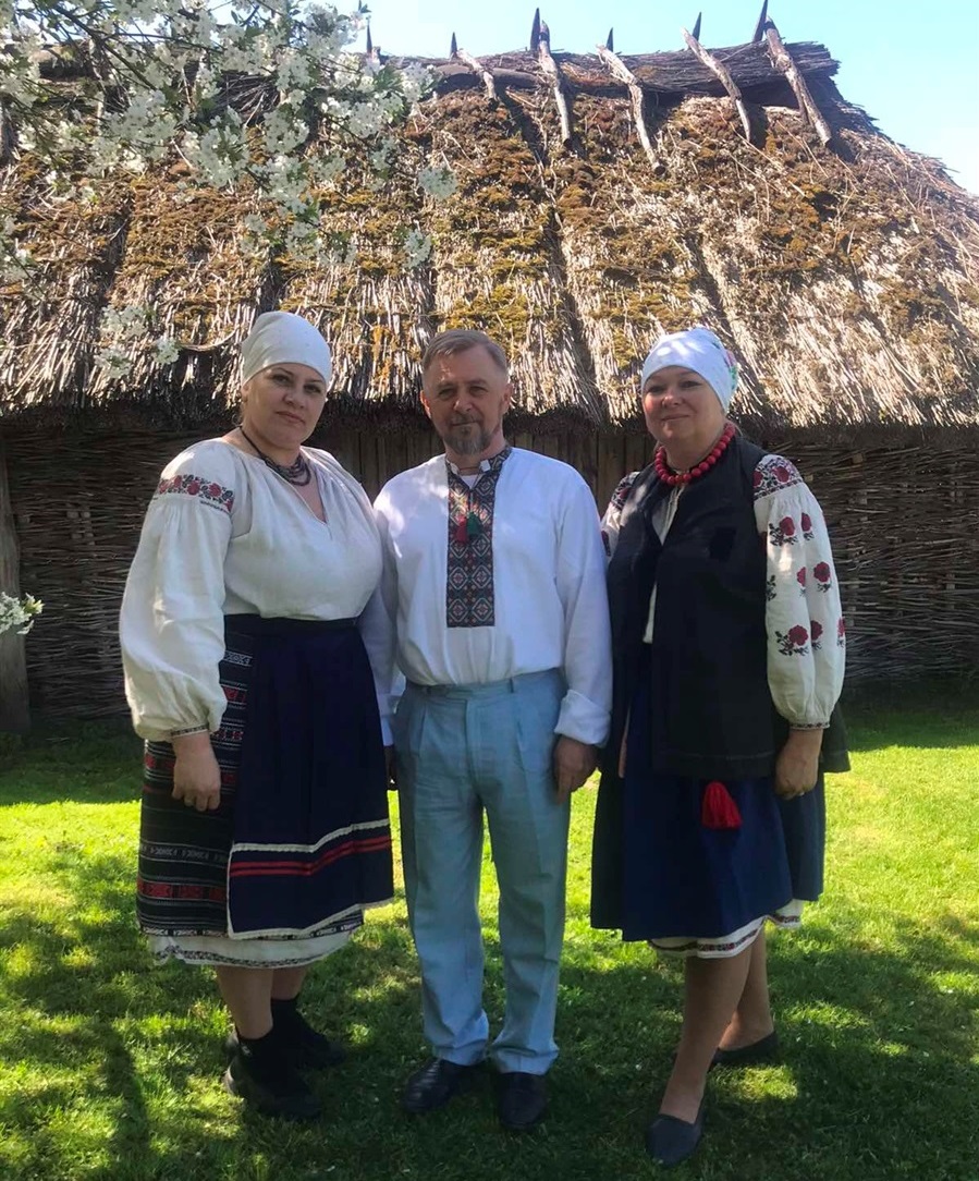 Для музейників вишиванка – частина робочих буднів