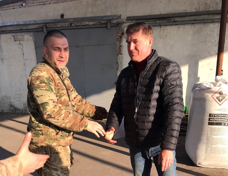 Віктор Шеремета передав чимало пального волонтерам Першого добровольчого медичного шпиталю ім. М. Пирогова 