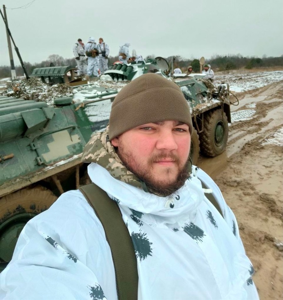 Олександр Приходько «Знахар» воював і бойовим медиком, і штурмовиком, має два ордени "За мужність"