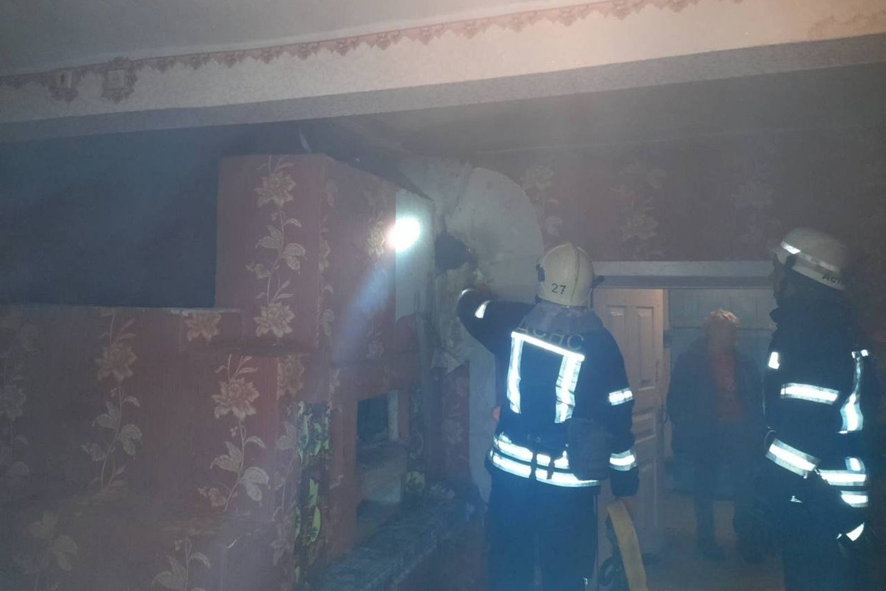 На Переяславщині за добу сталися три пожежі: горіли будинок, господарська споруда і трав’яний настил